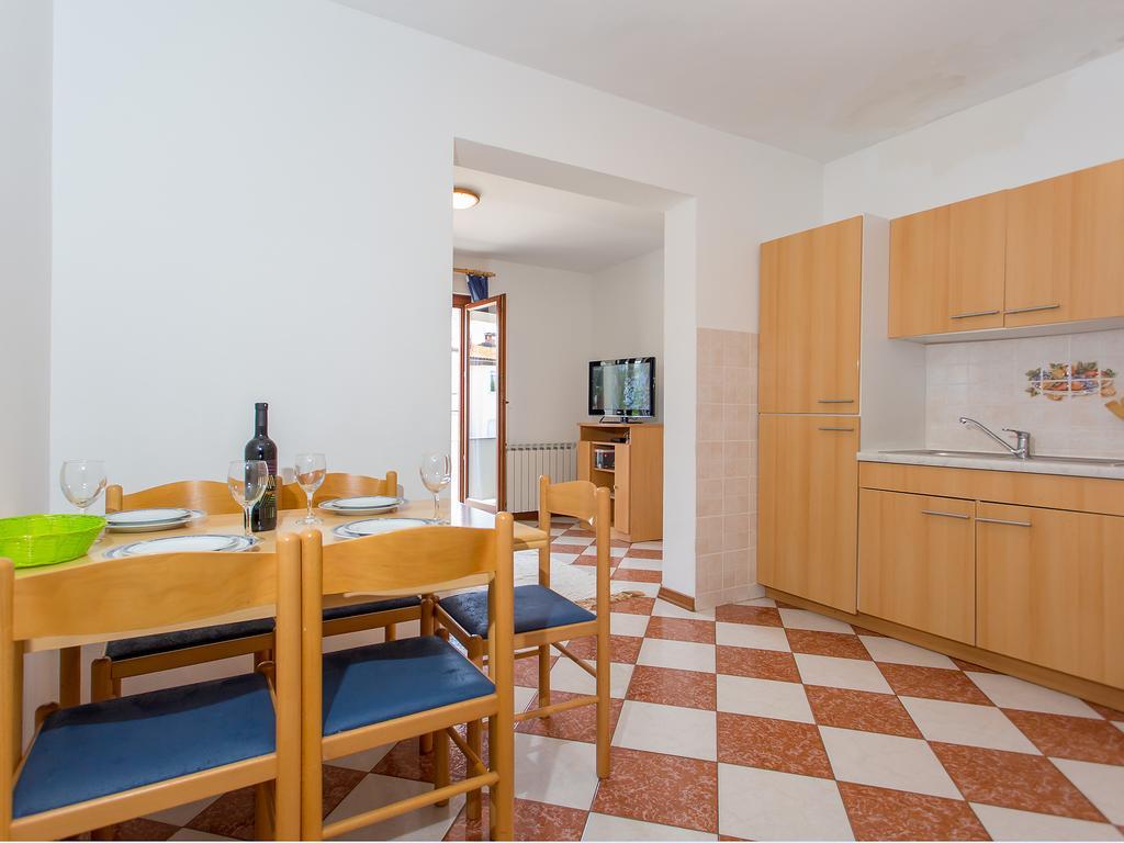 Apartments Ava Poreč Buitenkant foto