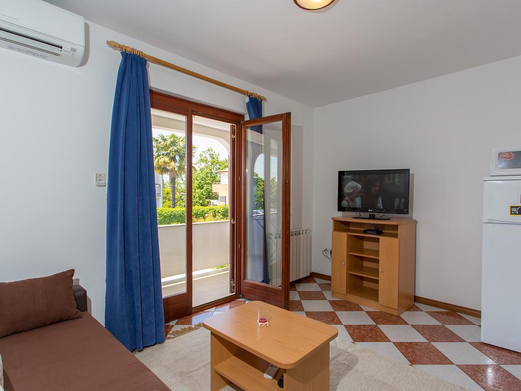 Apartments Ava Poreč Buitenkant foto