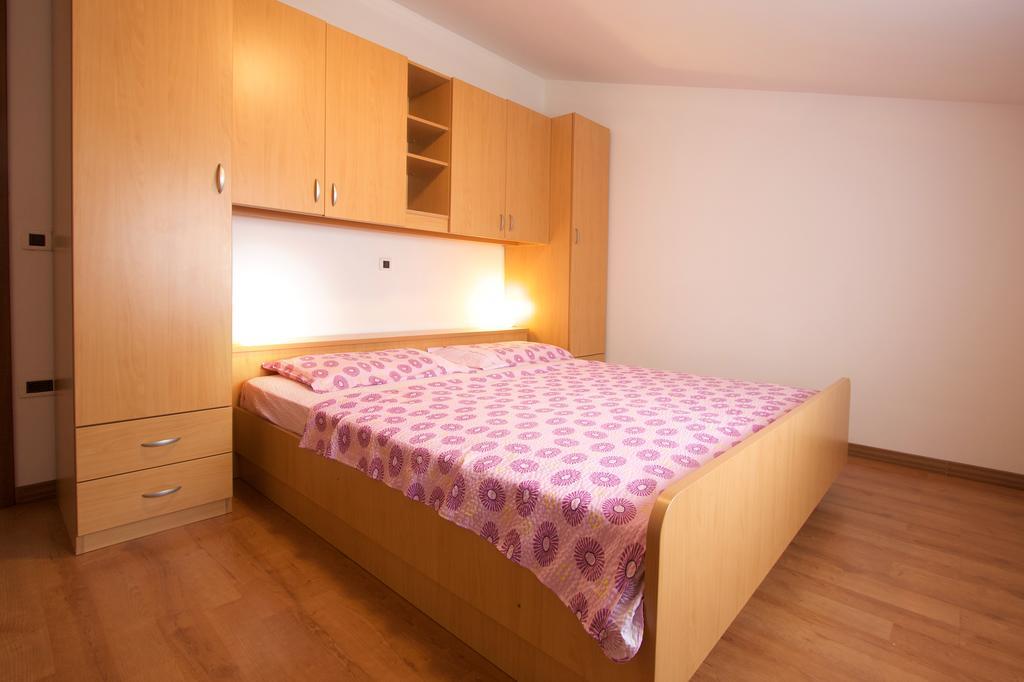 Apartments Ava Poreč Buitenkant foto