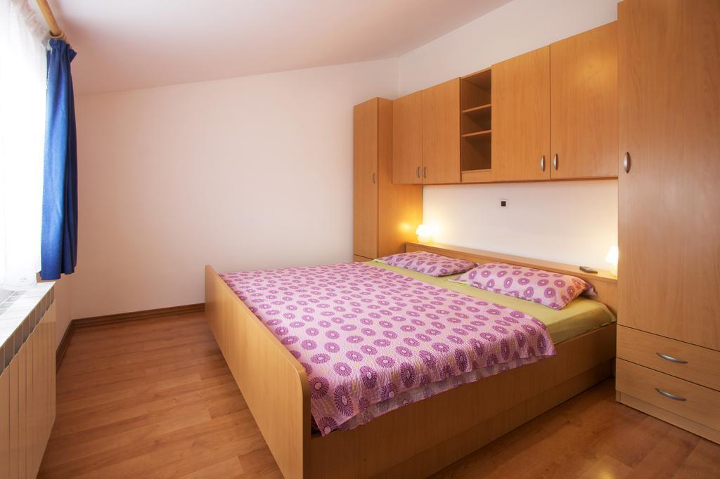 Apartments Ava Poreč Buitenkant foto